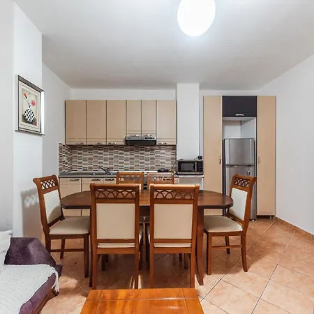 Apartament Beach Apartment