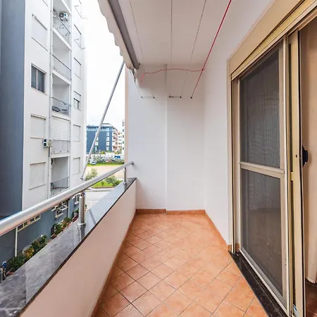 2br , 100m To Sea , 2 Balconies Apartment