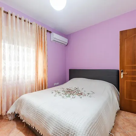 2br , 100m To Sea , 2 Balconies Durrës
