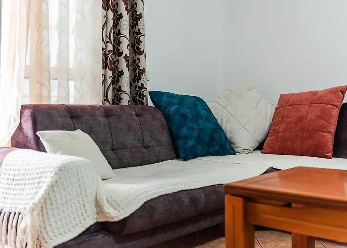 Beach Apartment דירה *